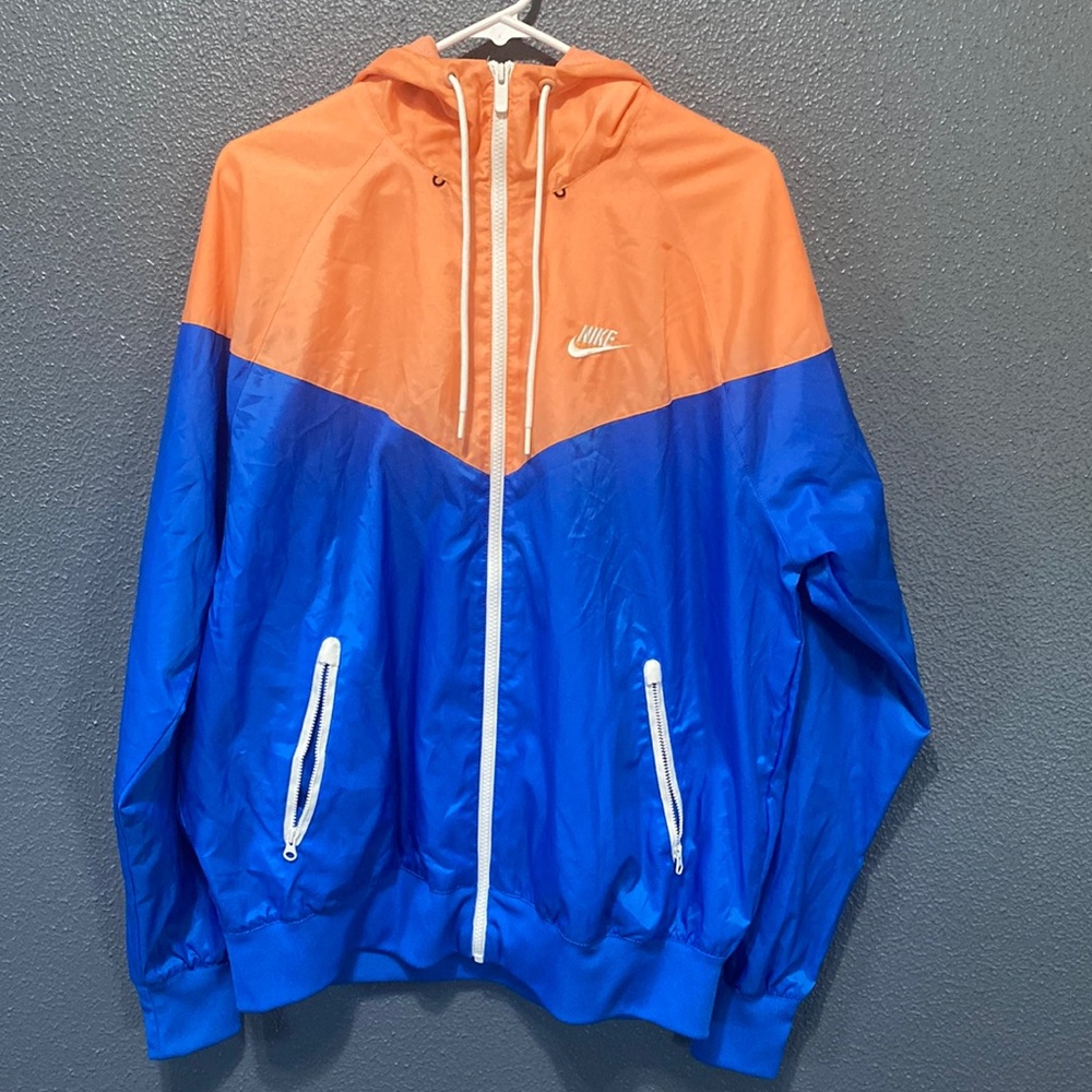 NIKE | **RARE** Sportswear Windrunner Hooded Jacket Men’s Medium
